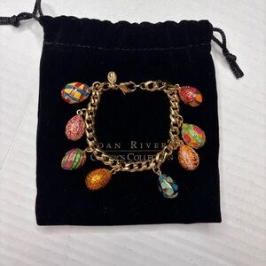 JOAN RIVERS Classics Vintage Gold-Tone Charm Bracelet